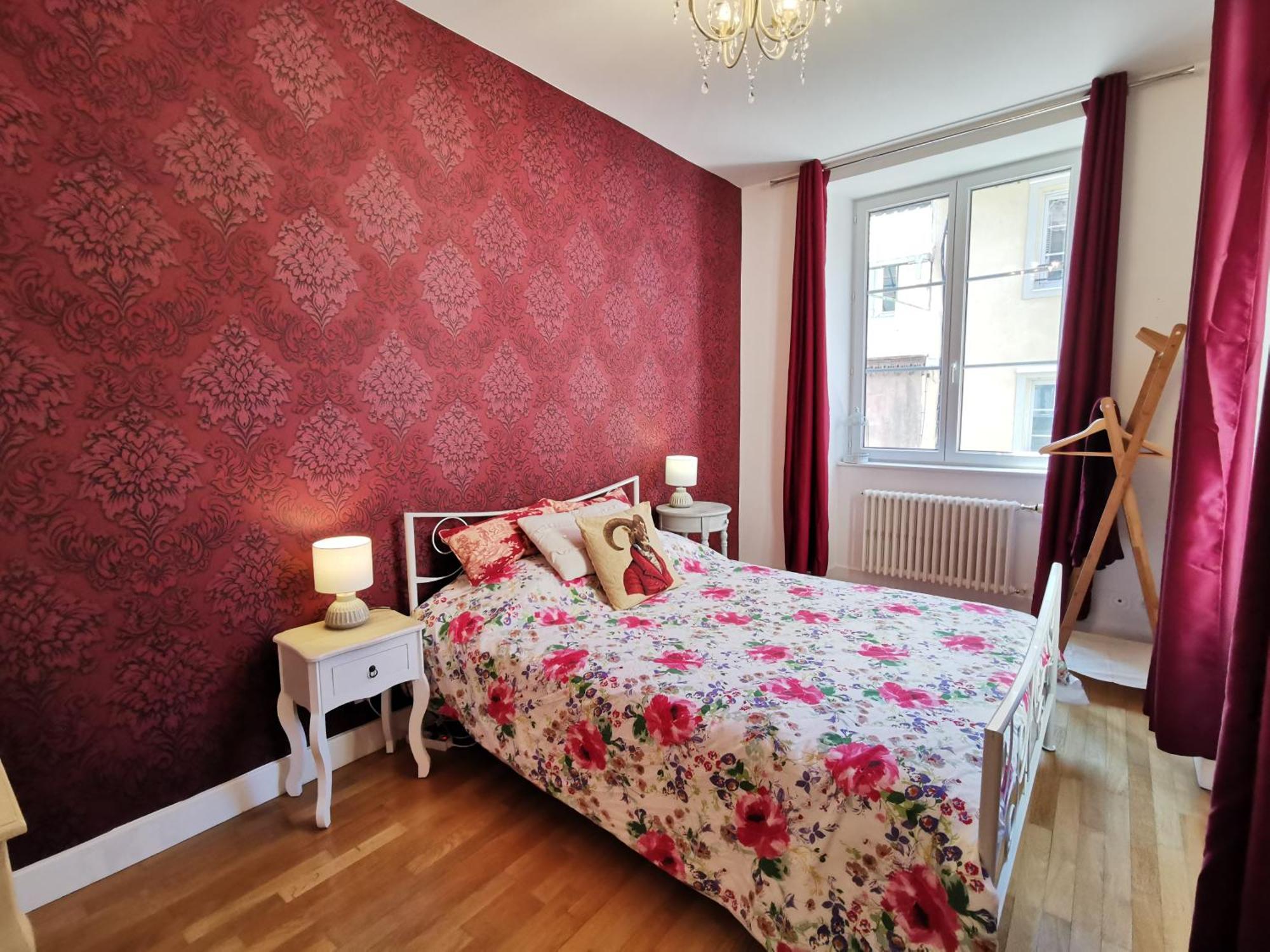Appartement 3 Chambres Au Coeur Du Jura, Ideal Famille Salins-les-Bains Extérieur photo