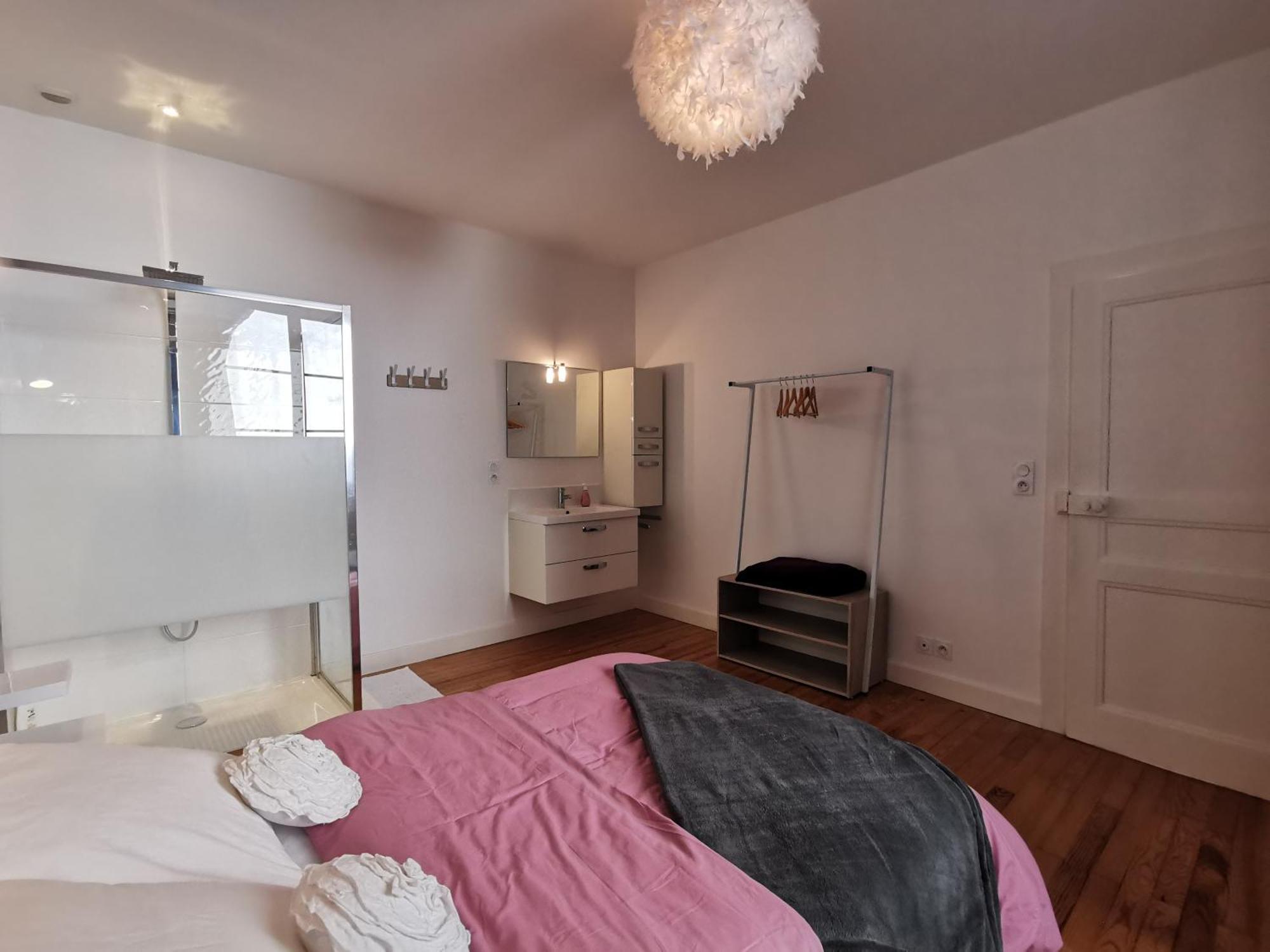 Appartement 3 Chambres Au Coeur Du Jura, Ideal Famille Salins-les-Bains Extérieur photo