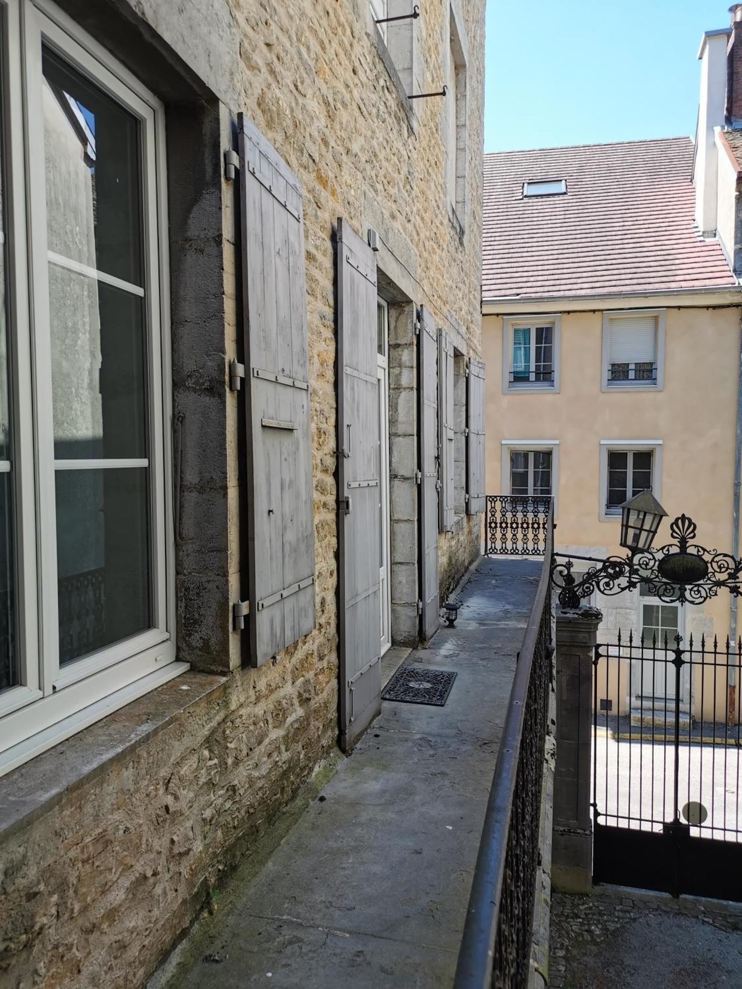 Appartement 3 Chambres Au Coeur Du Jura, Ideal Famille Salins-les-Bains Extérieur photo