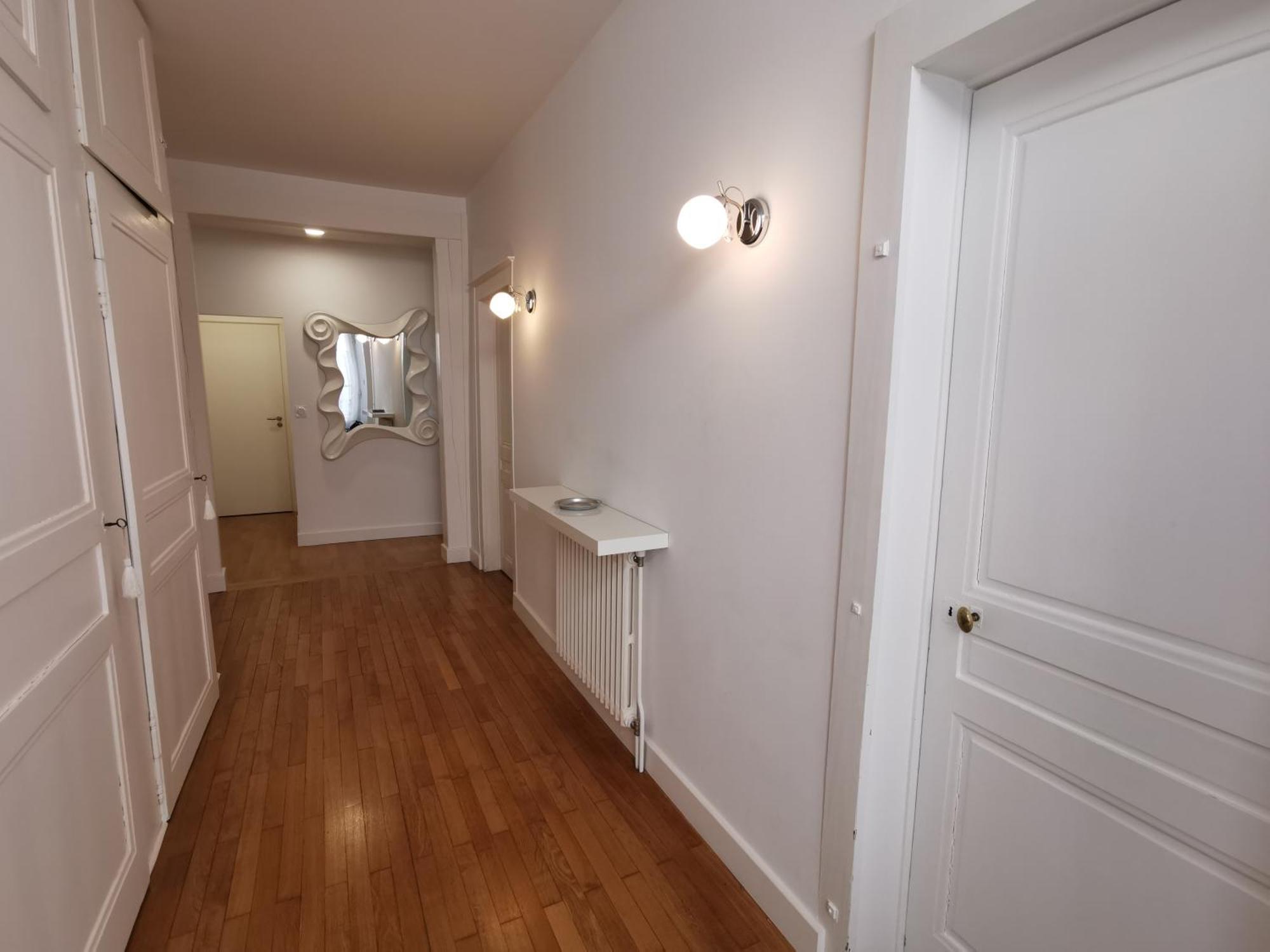 Appartement 3 Chambres Au Coeur Du Jura, Ideal Famille Salins-les-Bains Extérieur photo