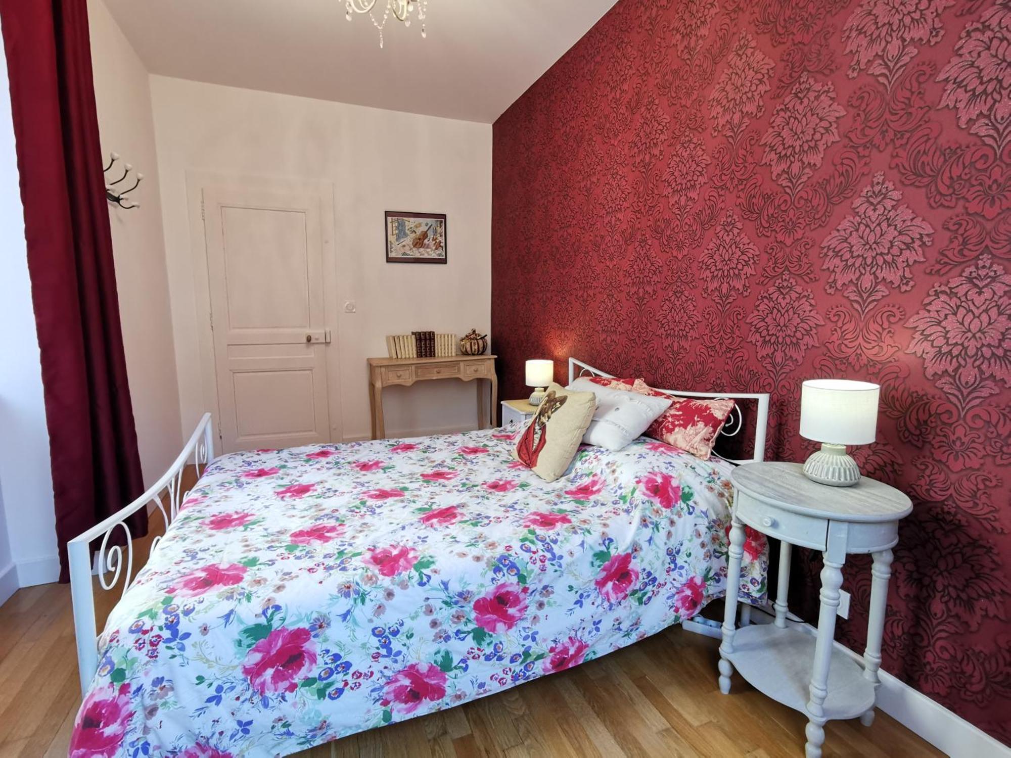 Appartement 3 Chambres Au Coeur Du Jura, Ideal Famille Salins-les-Bains Extérieur photo